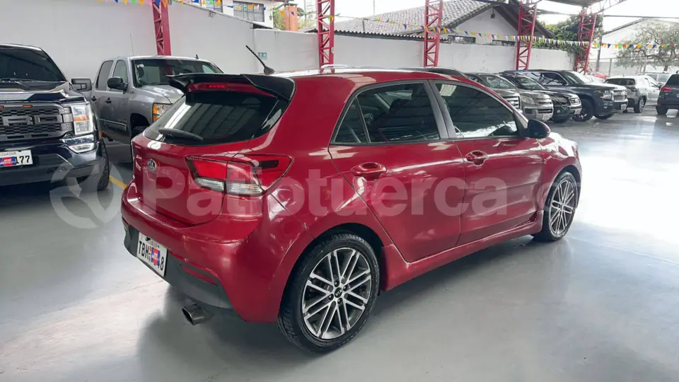 Foto 3 de Kia RIO EX