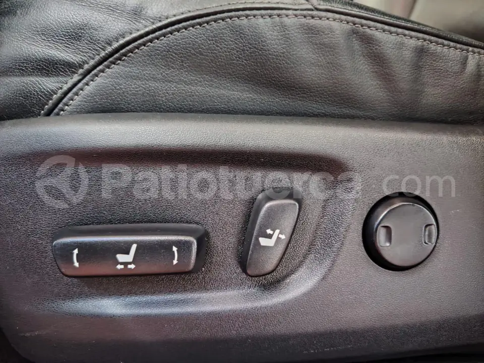 Foto 13 de Toyota Land Cruiser Prado VX