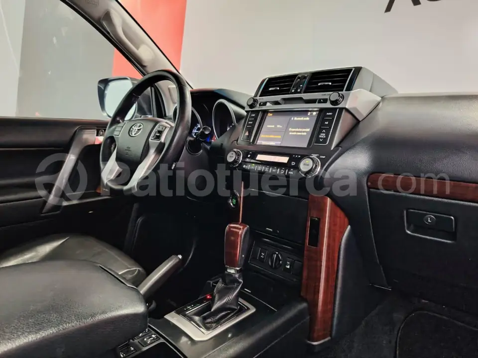 Foto 19 de Toyota Land Cruiser Prado VX