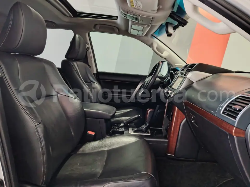 Foto 20 de Toyota Land Cruiser Prado VX