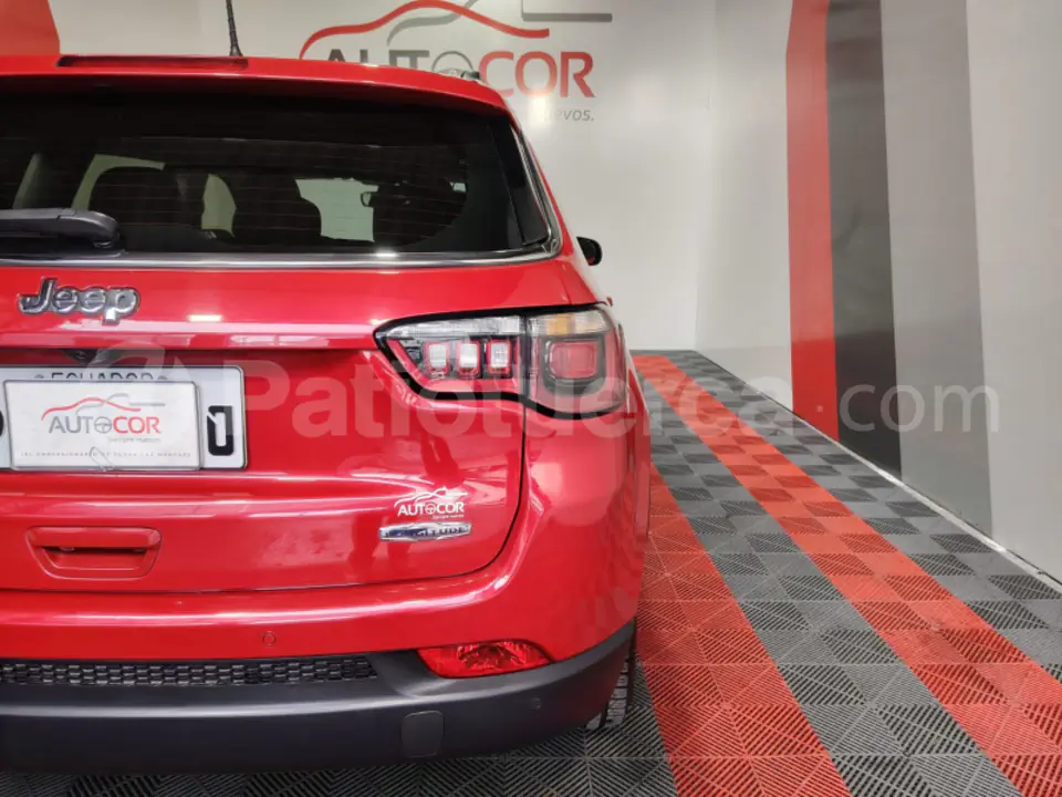 Foto 8 de Jeep Compass