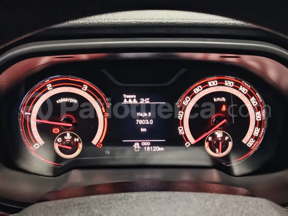 Foto 14 de Chevrolet D MAX CRDI FULL 2.5.