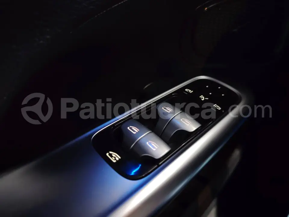 Foto 12 de Mercedes Benz C300 AMG LINE