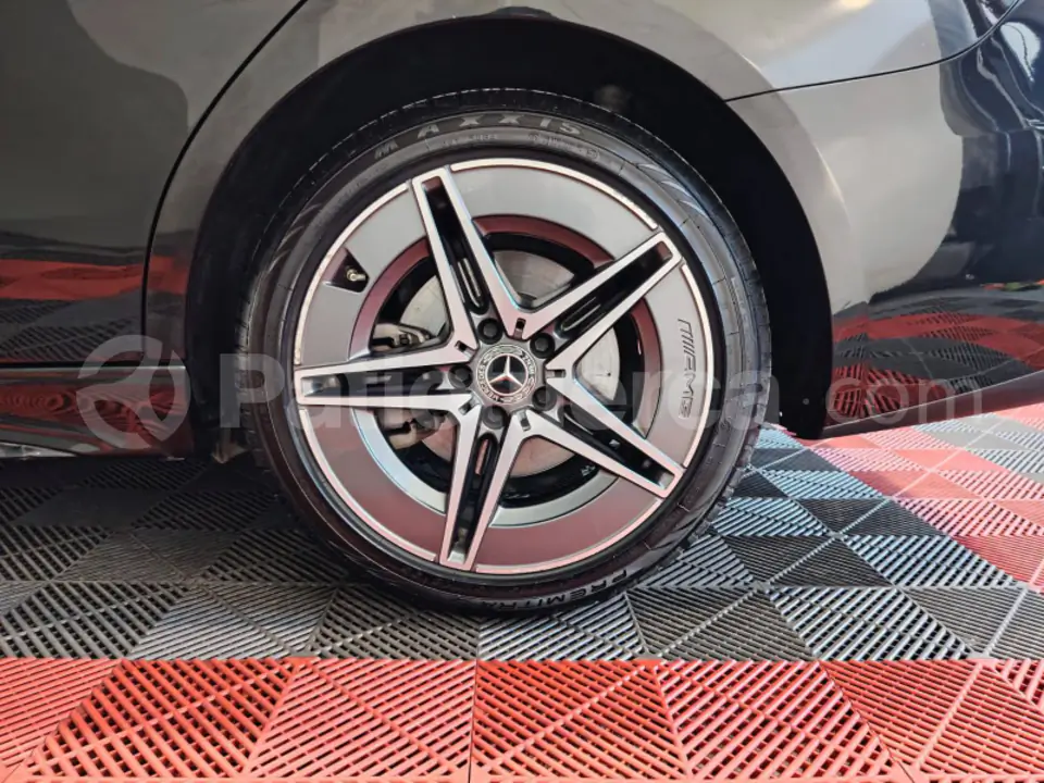 Foto 31 de Mercedes Benz C300 AMG LINE