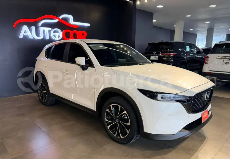 Foto 3 de Mazda CX- 5 CORE