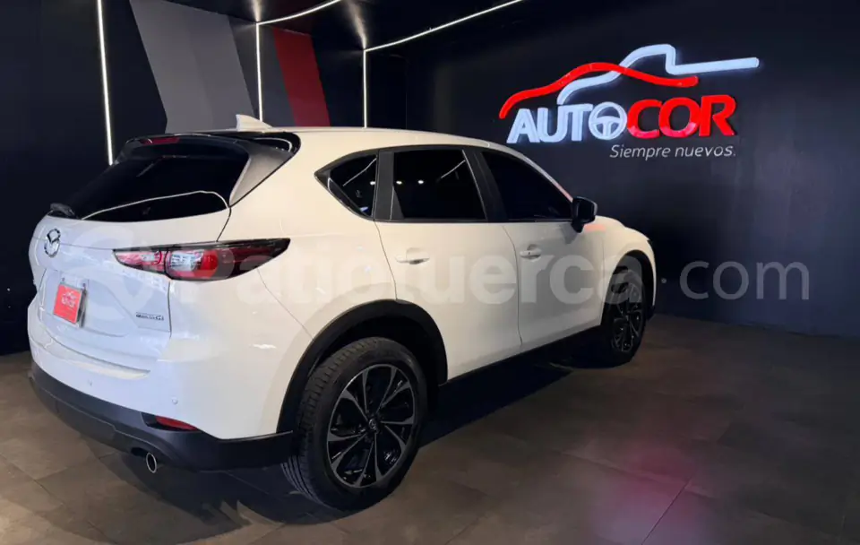 Foto 4 de Mazda CX- 5 CORE