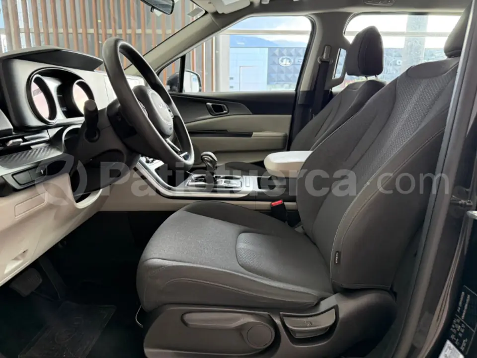 Foto 15 de Kia Grand Carnival