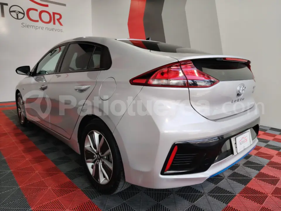 Foto 4 de Hyundai IONIQ
