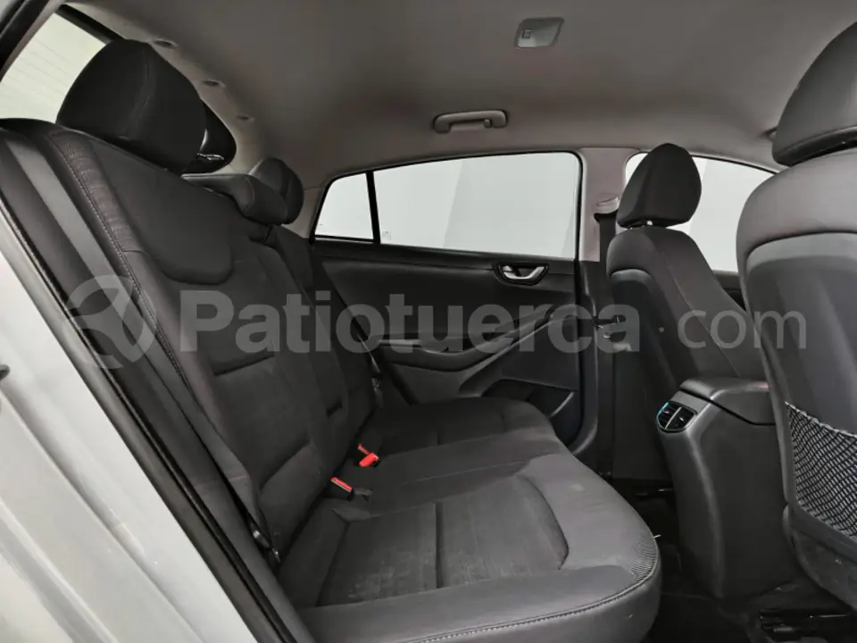 Foto 6 de Hyundai IONIQ