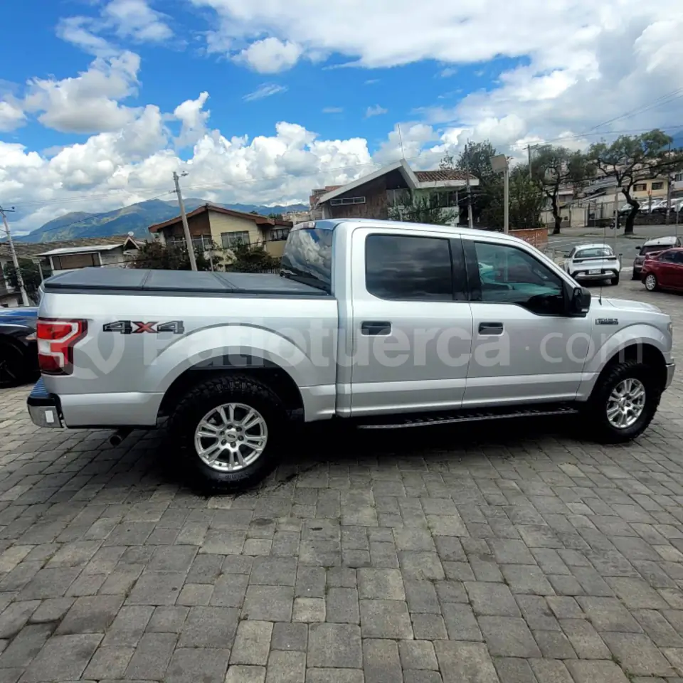 Foto 7 de Ford F150 XLT 4X4