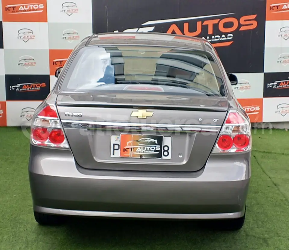 Foto 3 de Chevrolet Aveo Emotion Advance