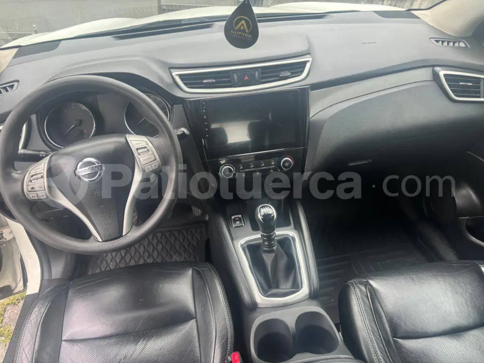 Foto 3 de Nissan Qashqai sense
