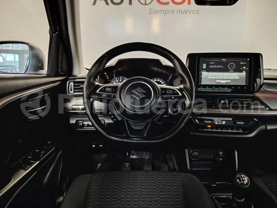 Foto 15 de Suzuki Swift