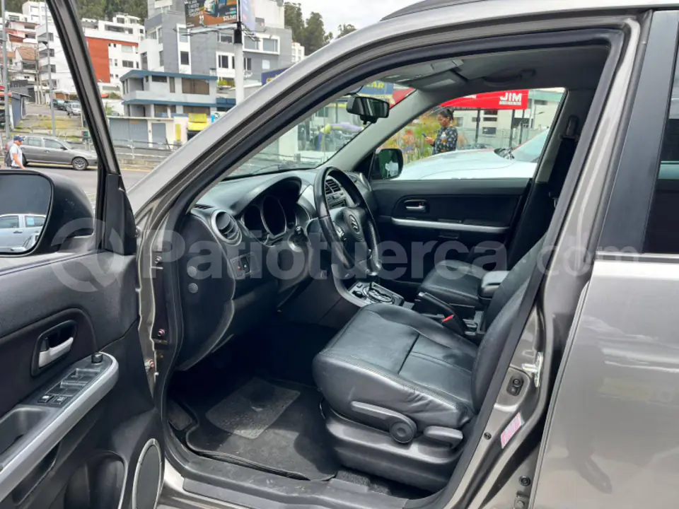 Foto 15 de Suzuki Grand Vitara SZ