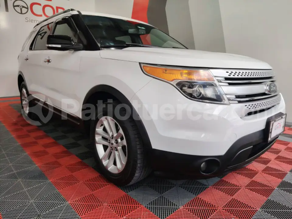 Foto 3 de Ford Explorer XLT