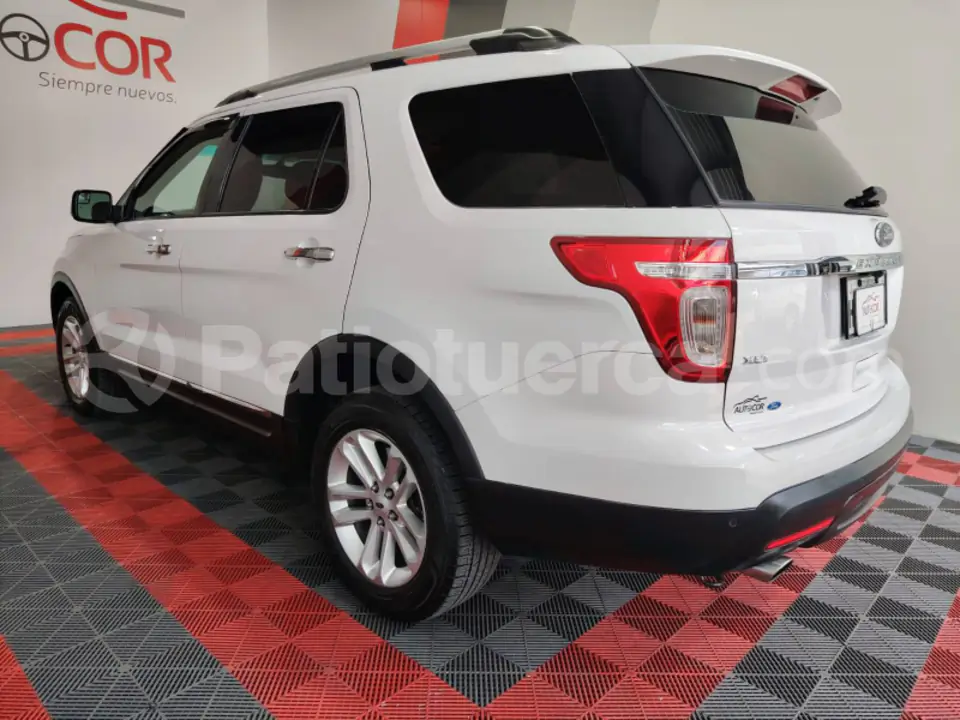 Foto 5 de Ford Explorer XLT