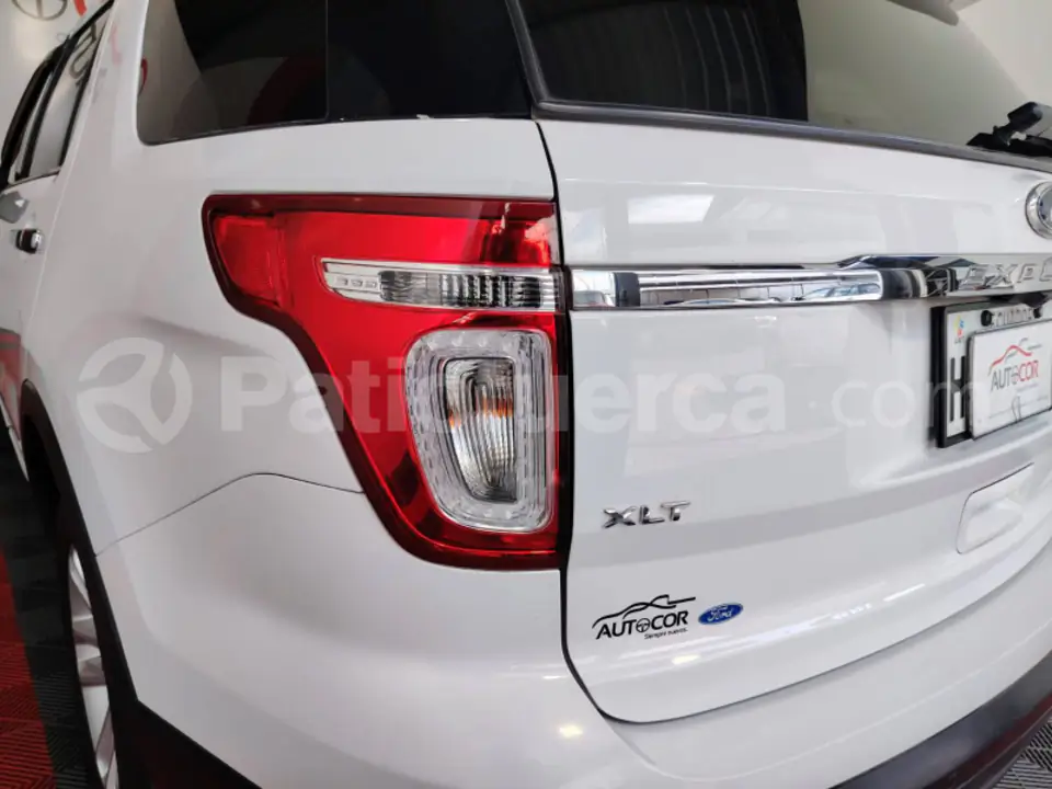 Foto 10 de Ford Explorer XLT