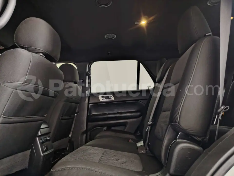 Foto 13 de Ford Explorer XLT