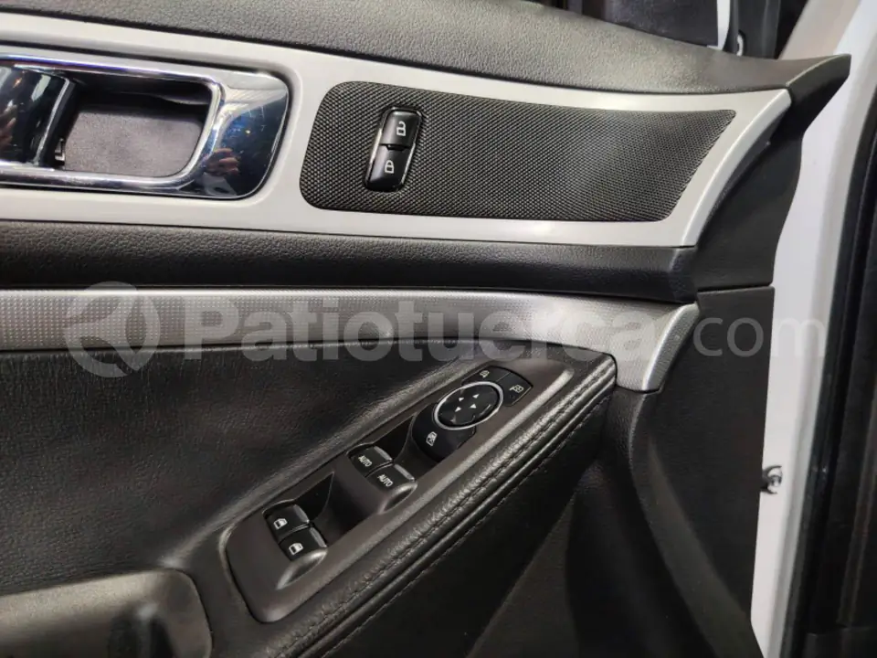 Foto 14 de Ford Explorer XLT