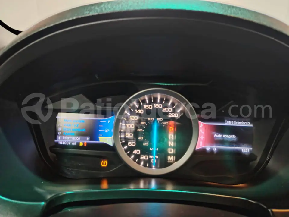 Foto 32 de Ford Explorer XLT