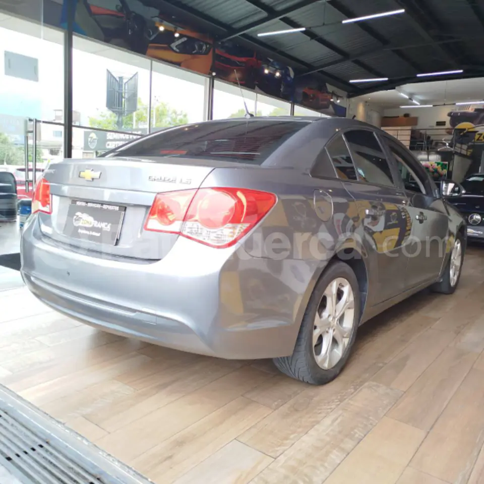 Foto 10 de Chevrolet Cruze
