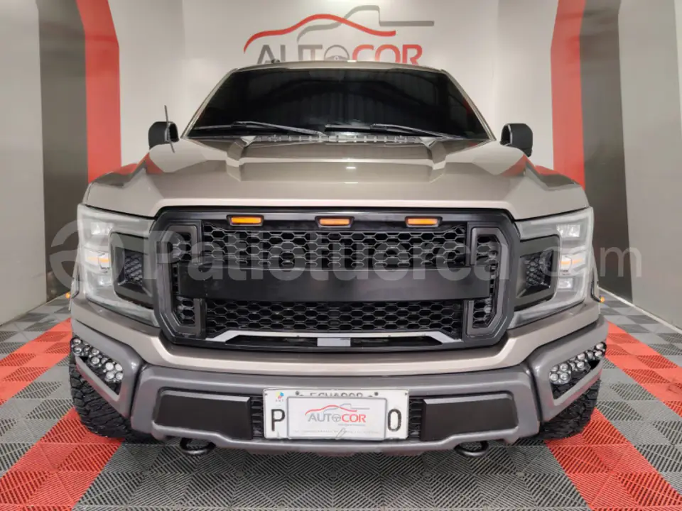 Foto 2 de Ford F150 XLT 4X4