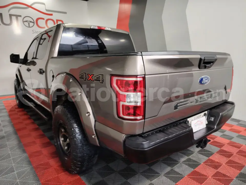 Foto 8 de Ford F150 XLT 4X4
