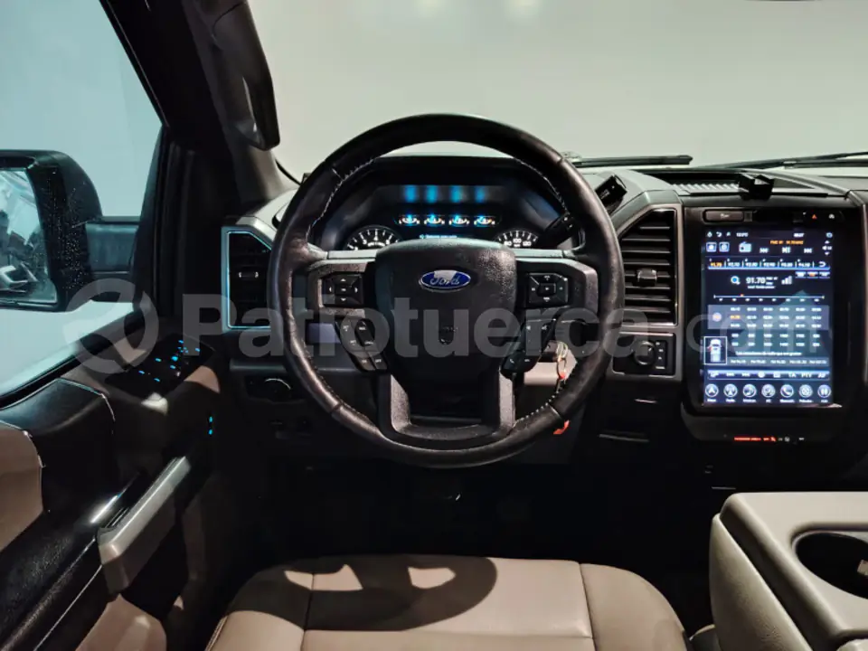 Foto 14 de Ford F150 XLT 4X4