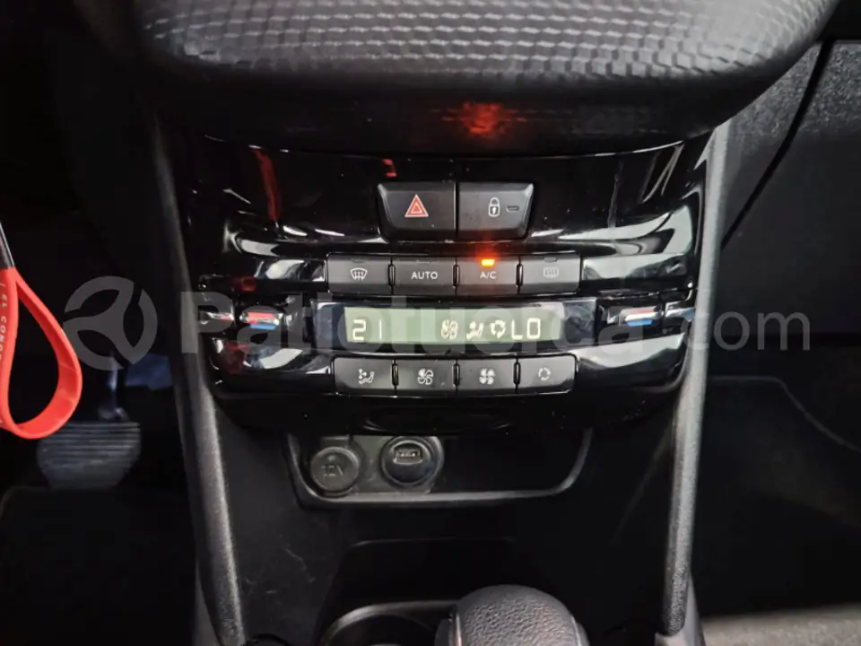 Foto 16 de Peugeot 2008