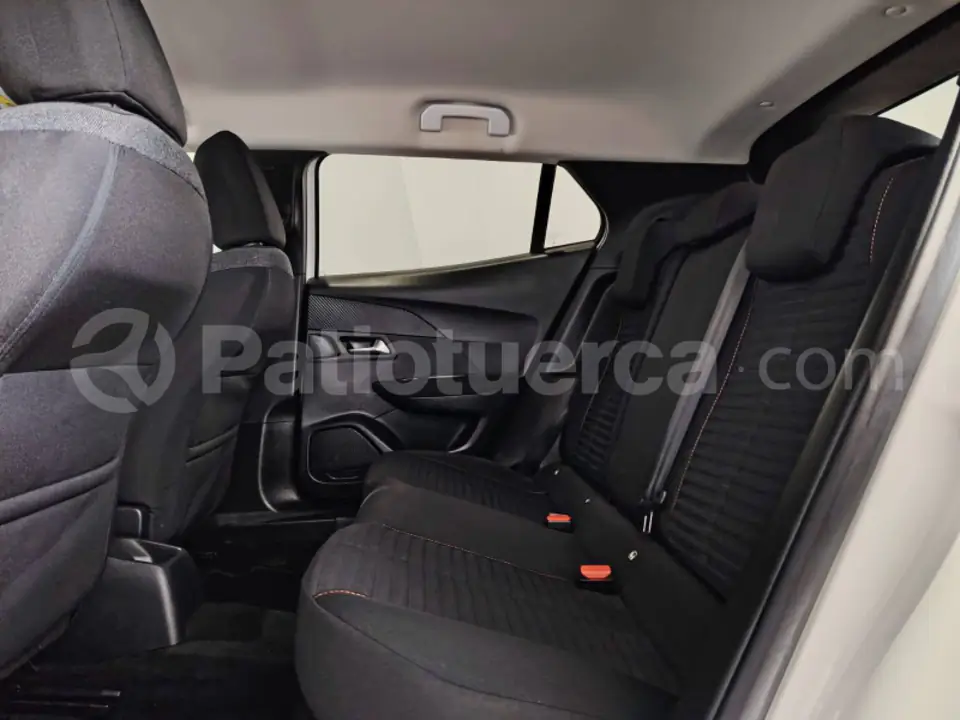 Foto 25 de Peugeot 2008