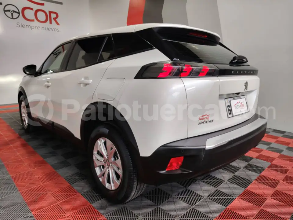 Foto 30 de Peugeot 2008