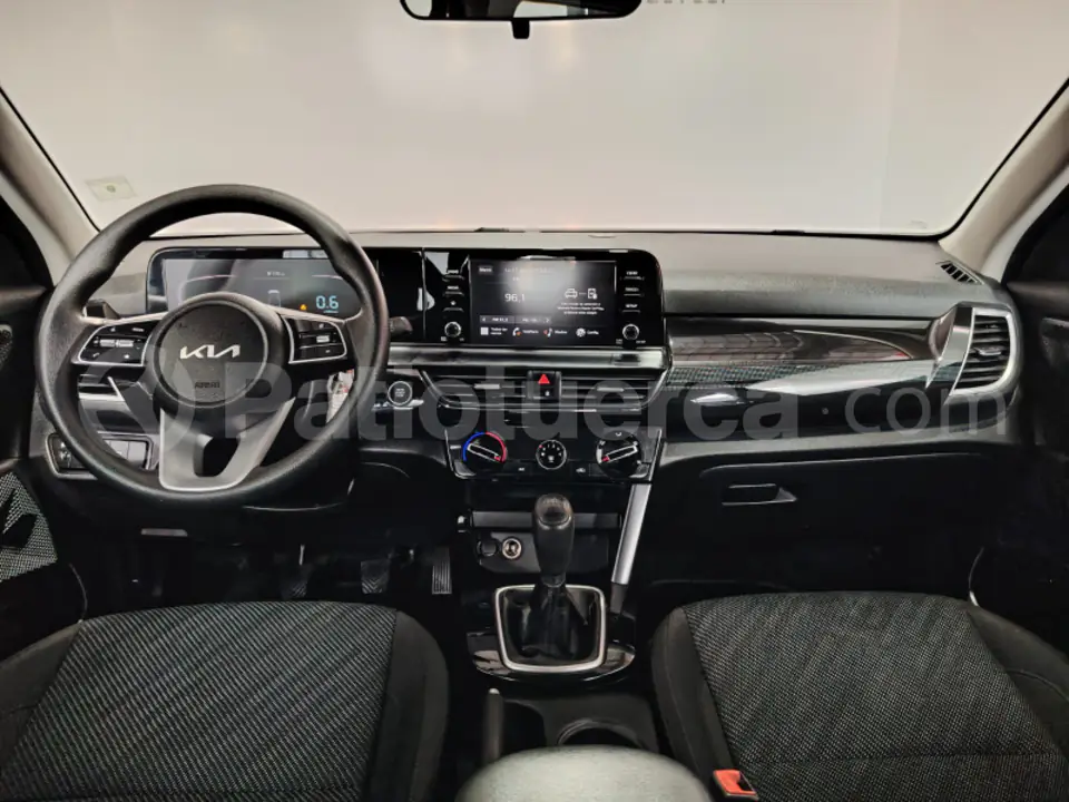 Foto 21 de Kia Seltos EX