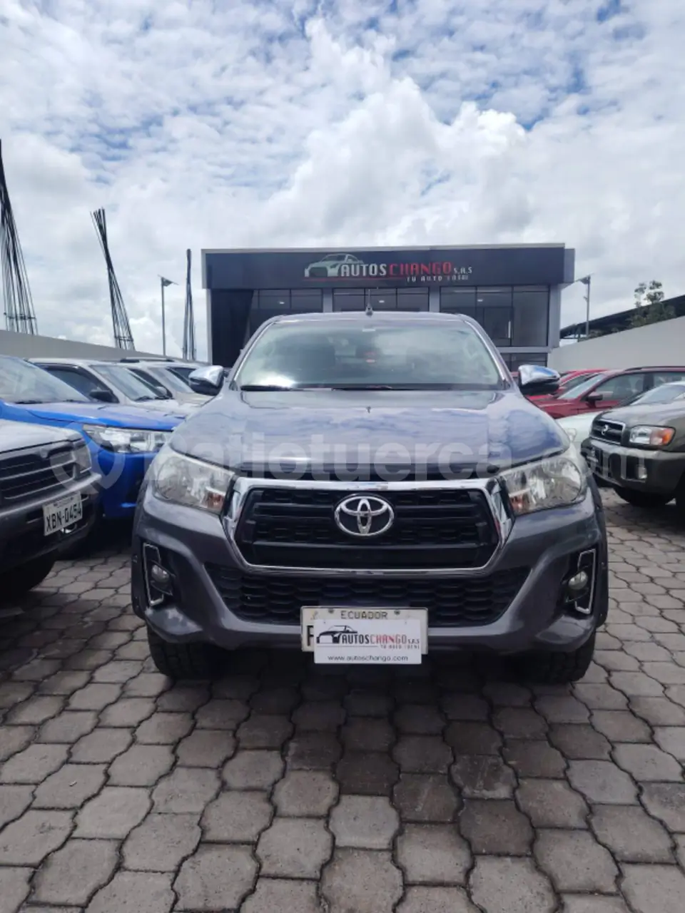 Foto 1 de Toyota NEW HILUX 2.4 CD 4X4