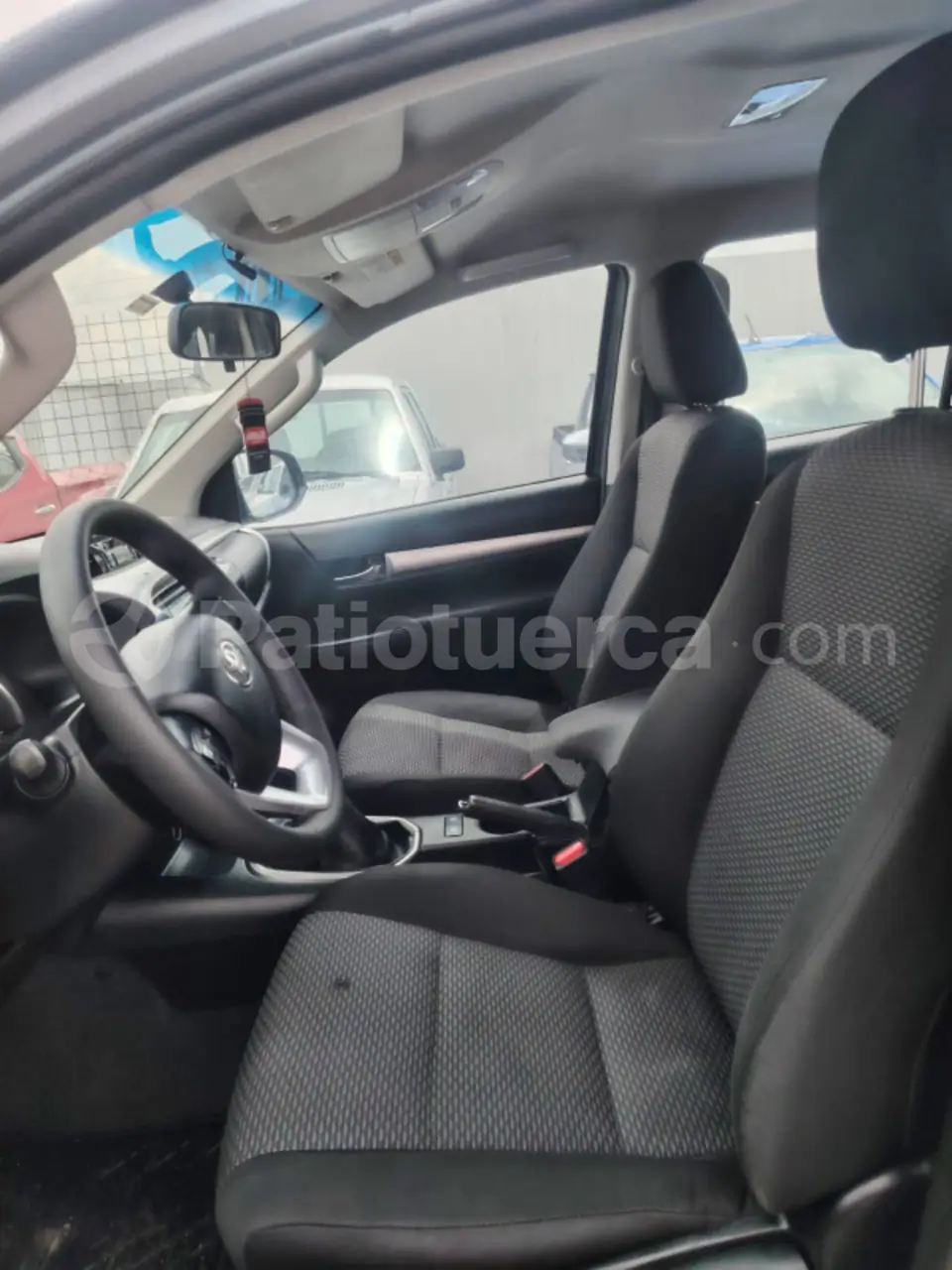 Foto 5 de Toyota NEW HILUX 2.4 CD 4X4