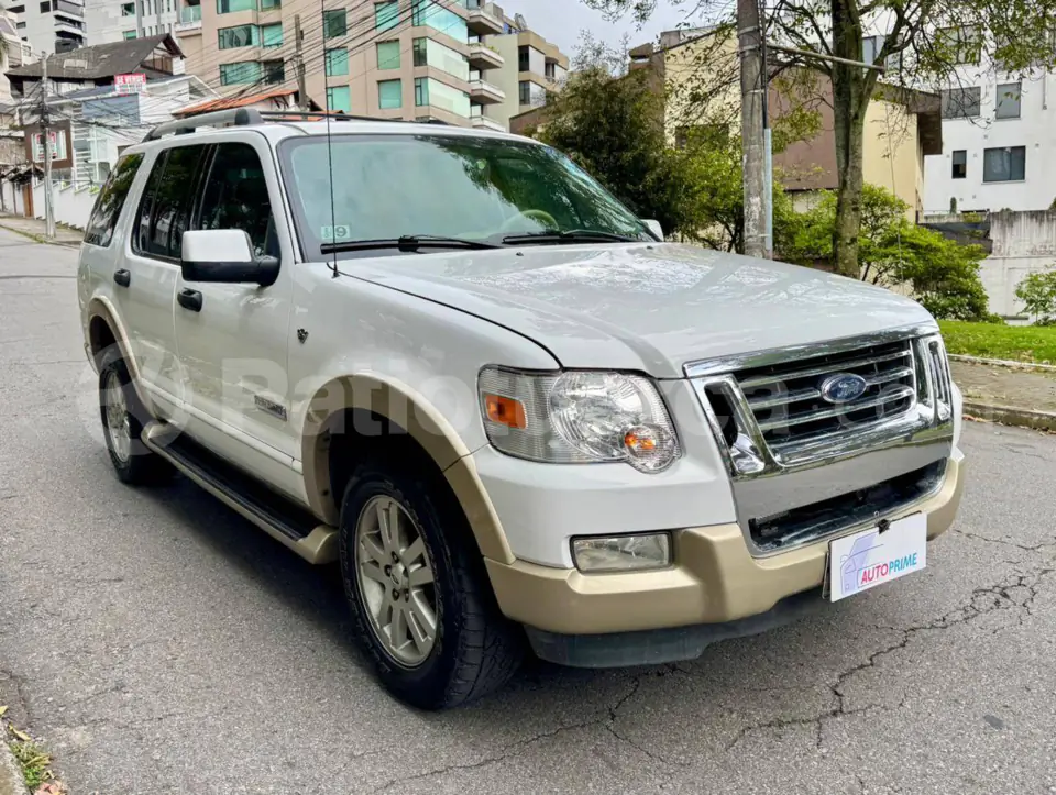 Foto 3 de Ford Explorer Eddie Bauer