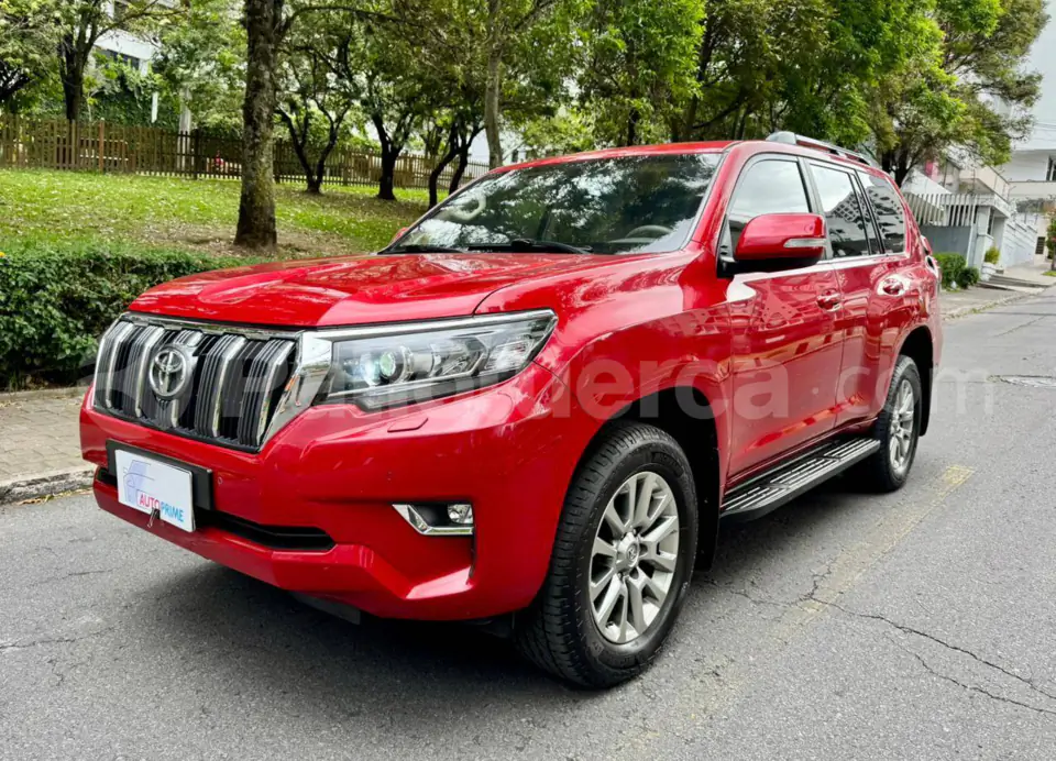Foto 1 de Toyota Land Cruiser Prado VX