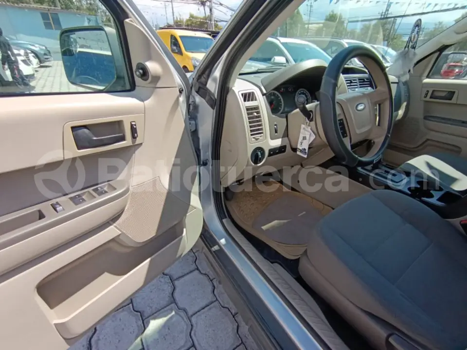 Foto 8 de Ford ESCAPE XLS