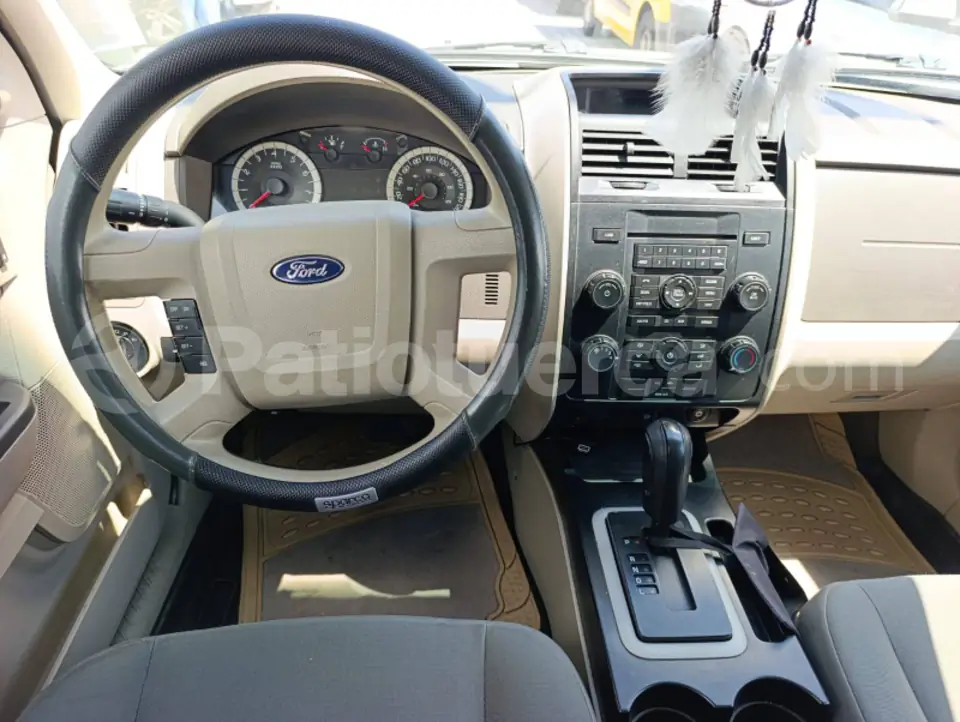 Foto 9 de Ford ESCAPE XLS