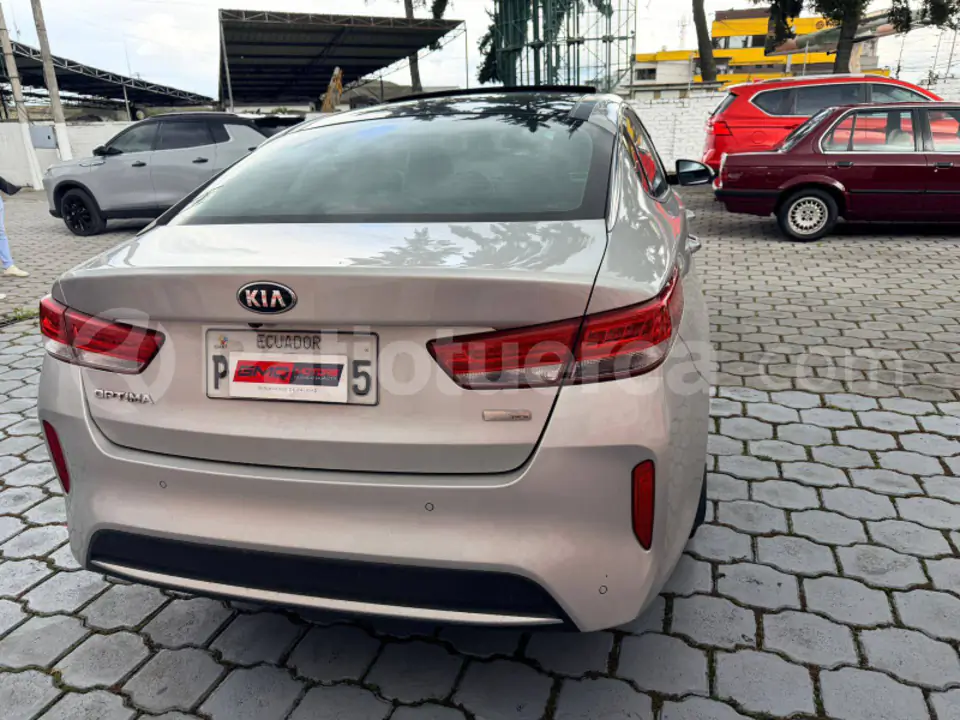 Foto 6 de Kia Optima Hybrid