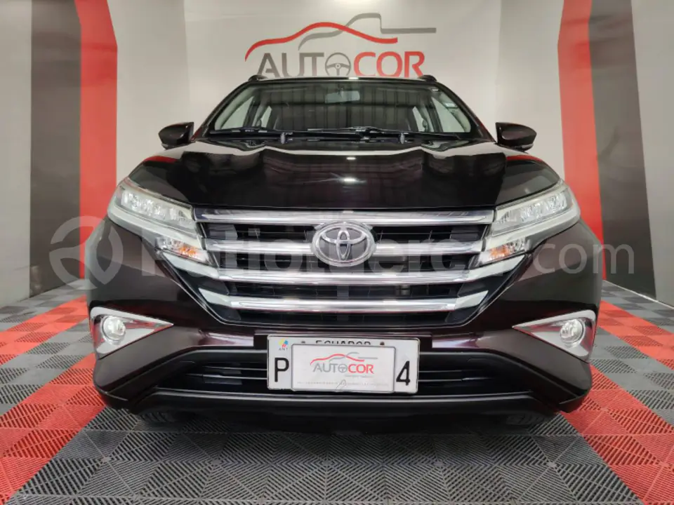 Foto 2 de Toyota Rush