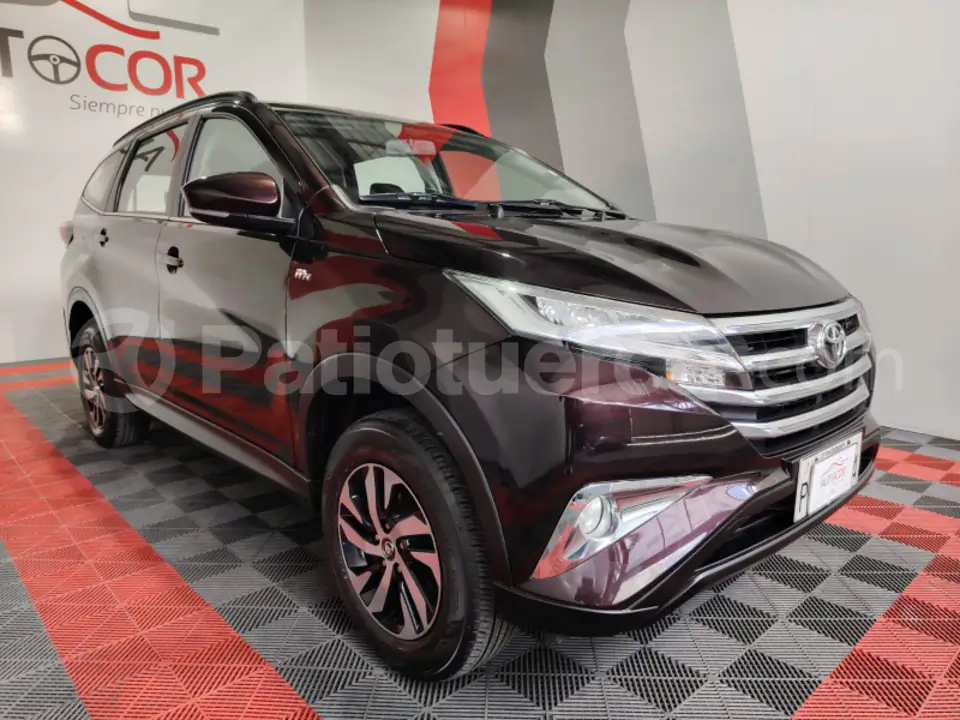 Foto 3 de Toyota Rush