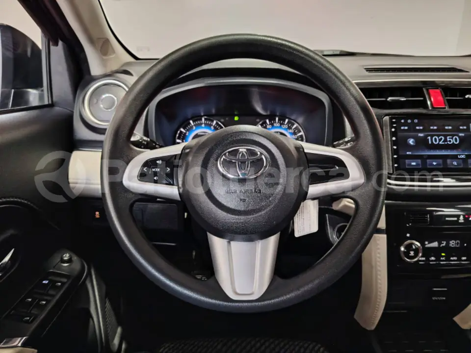 Foto 5 de Toyota Rush