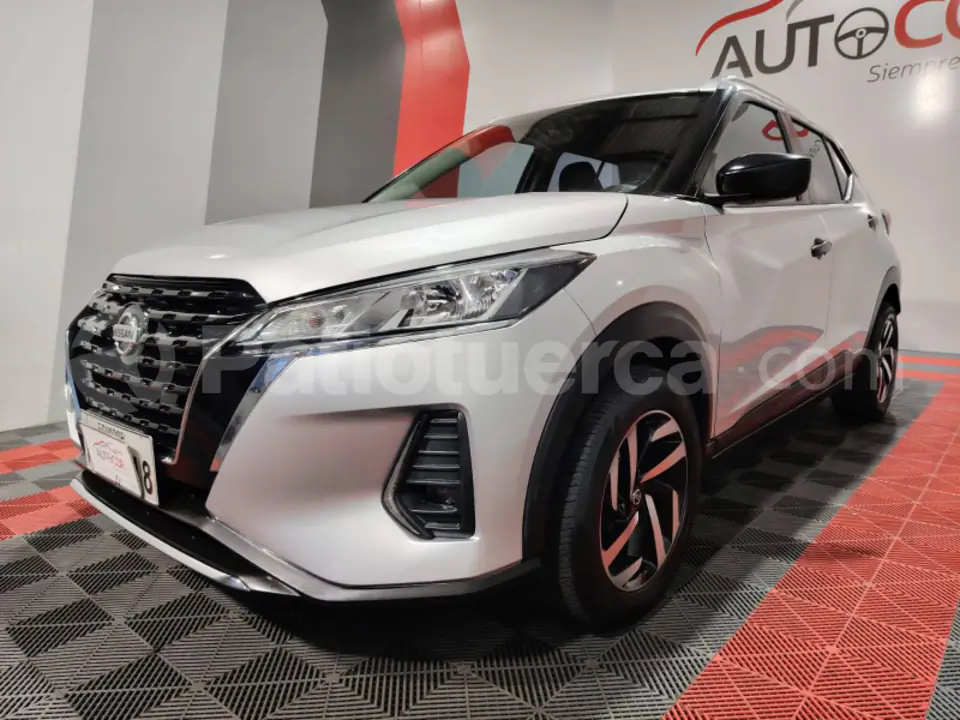 Foto 2 de Nissan Kicks Drive