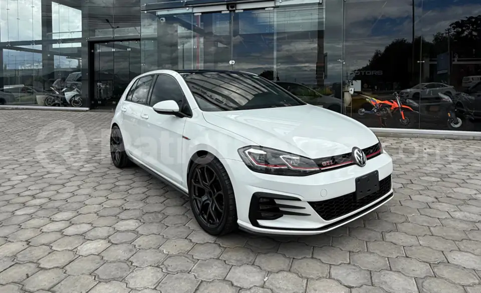 Foto 1 de Volkswagen Golf GTI