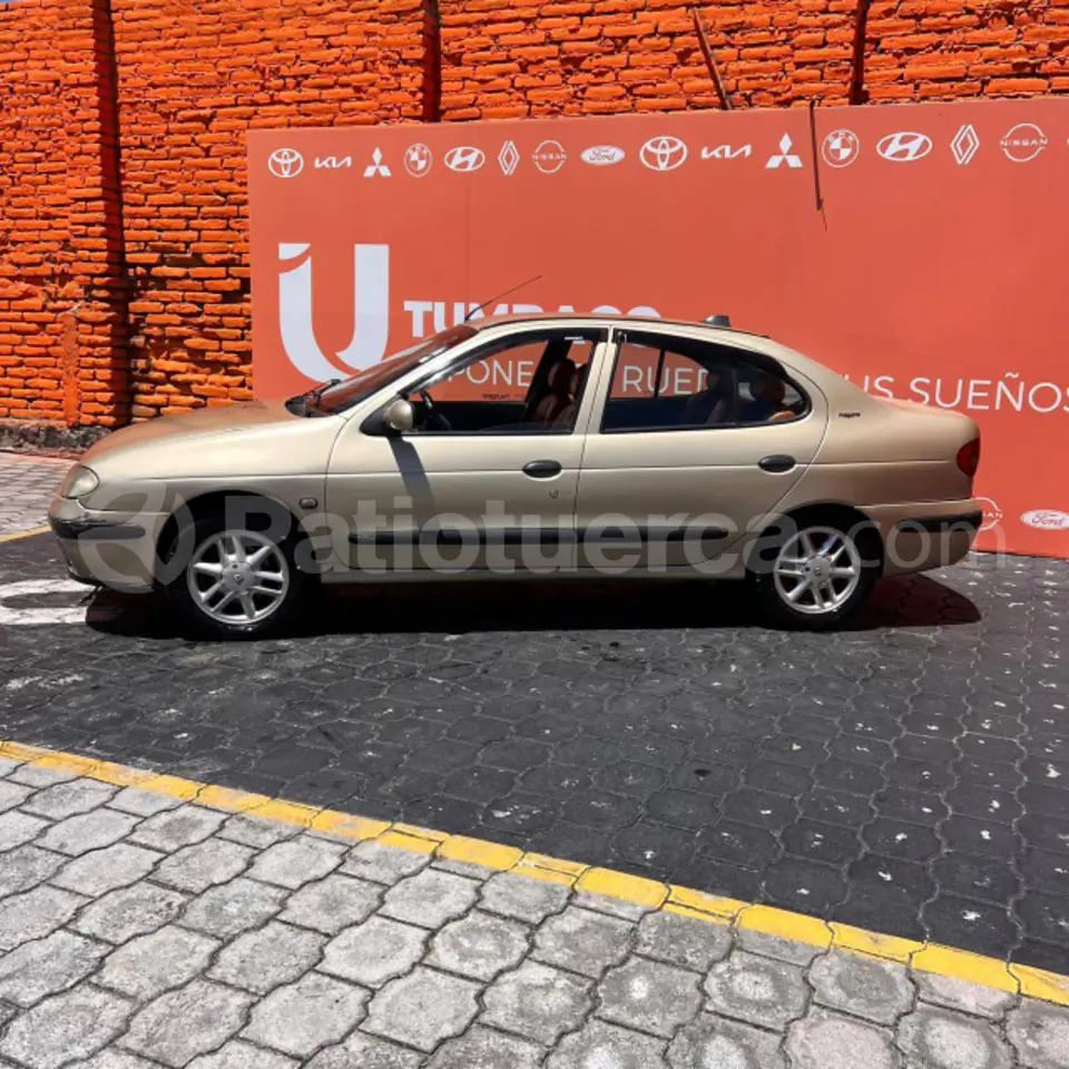 Foto 3 de Renault Megane