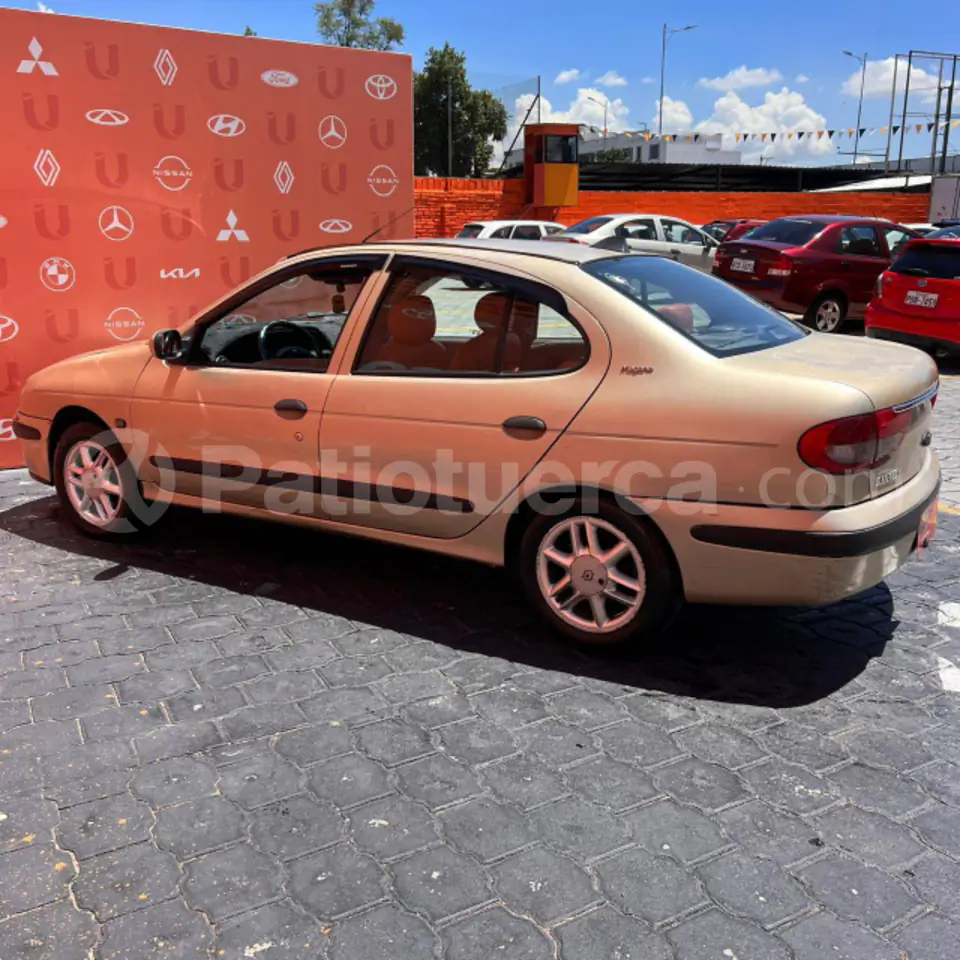 Foto 5 de Renault Megane