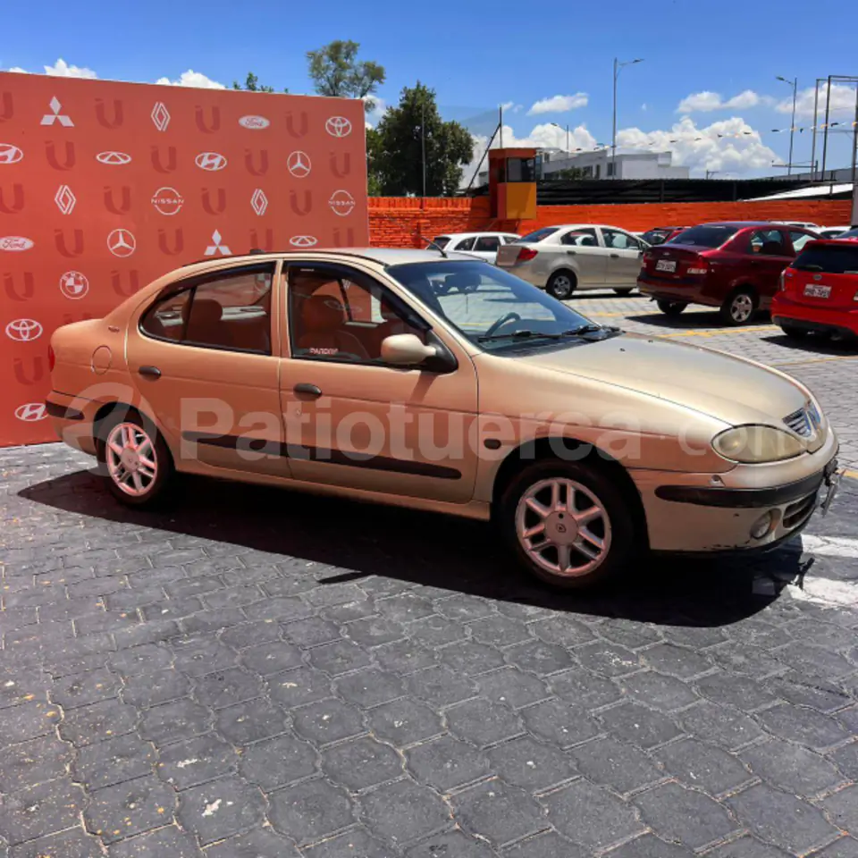 Foto 6 de Renault Megane