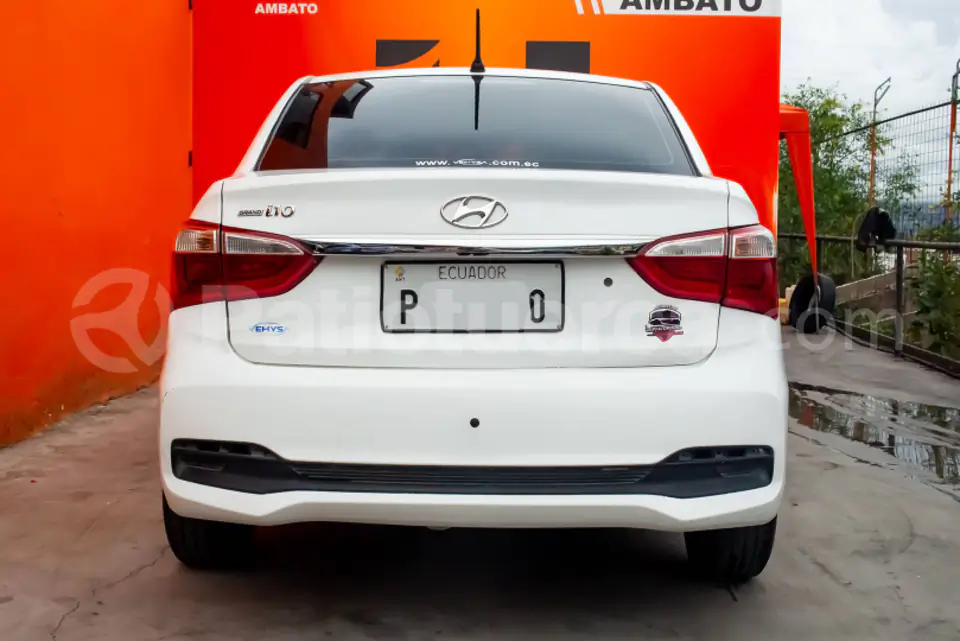 Foto 4 de Hyundai GRAND I10 GLS