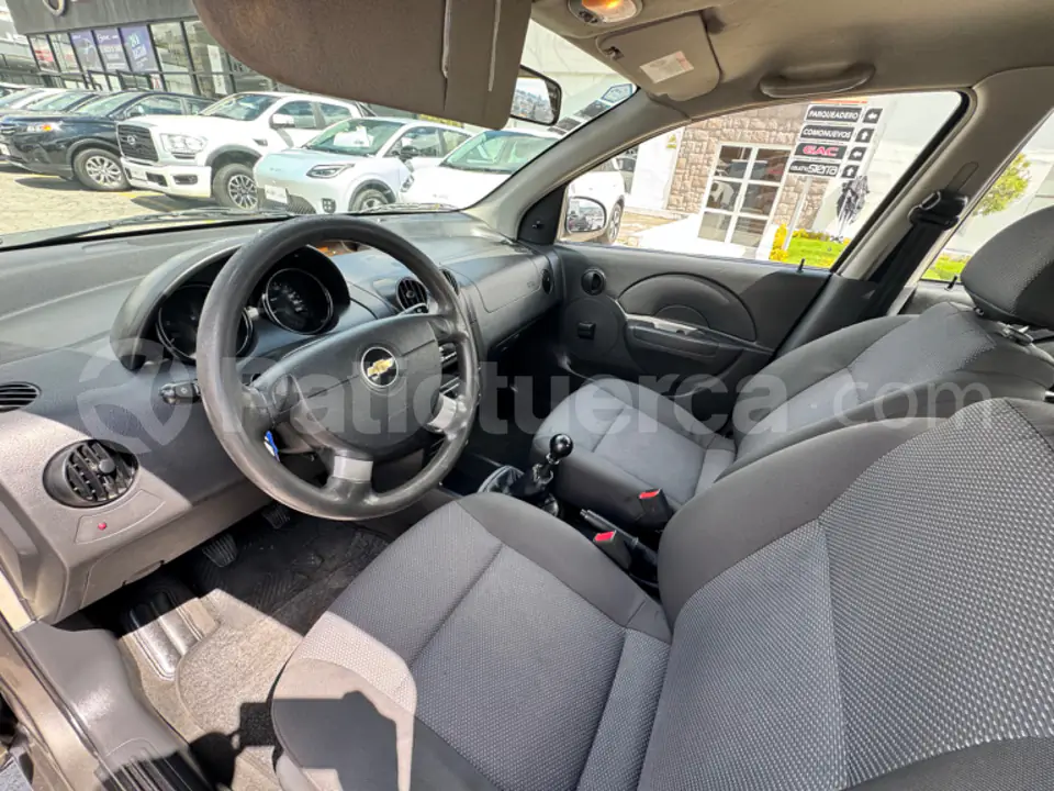 Foto 13 de Chevrolet Aveo Family