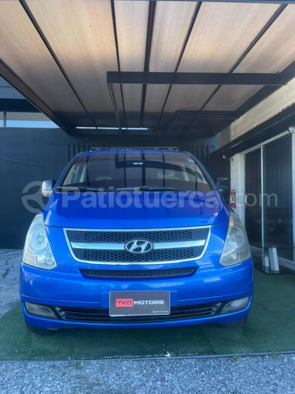 Foto 2 de Hyundai H1 12 pasajeros